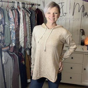 Hem and thread hooded top open Back Bra Detail